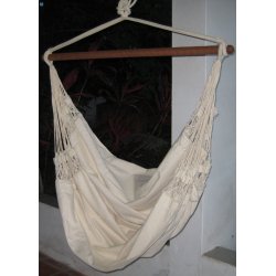 H&auml;ngesessel in Textilien - naturwei&szlig;